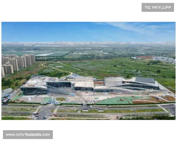 场馆设计优先自然采光通风，降低日常运营能耗